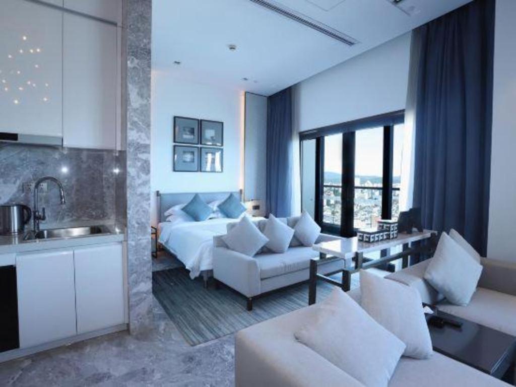 Rock Platinum Sea View Hotel Sanya Eksteriør bilde