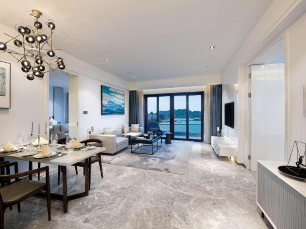 Rock Platinum Sea View Hotel Sanya Eksteriør bilde