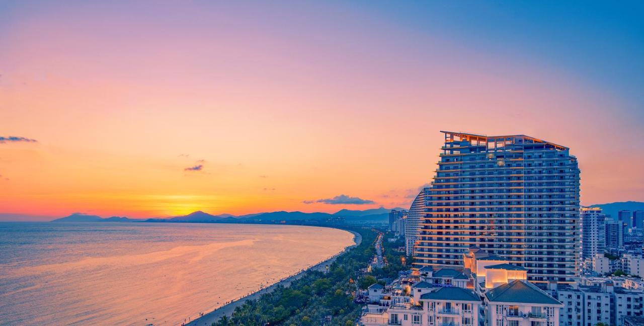 Rock Platinum Sea View Hotel Sanya Eksteriør bilde